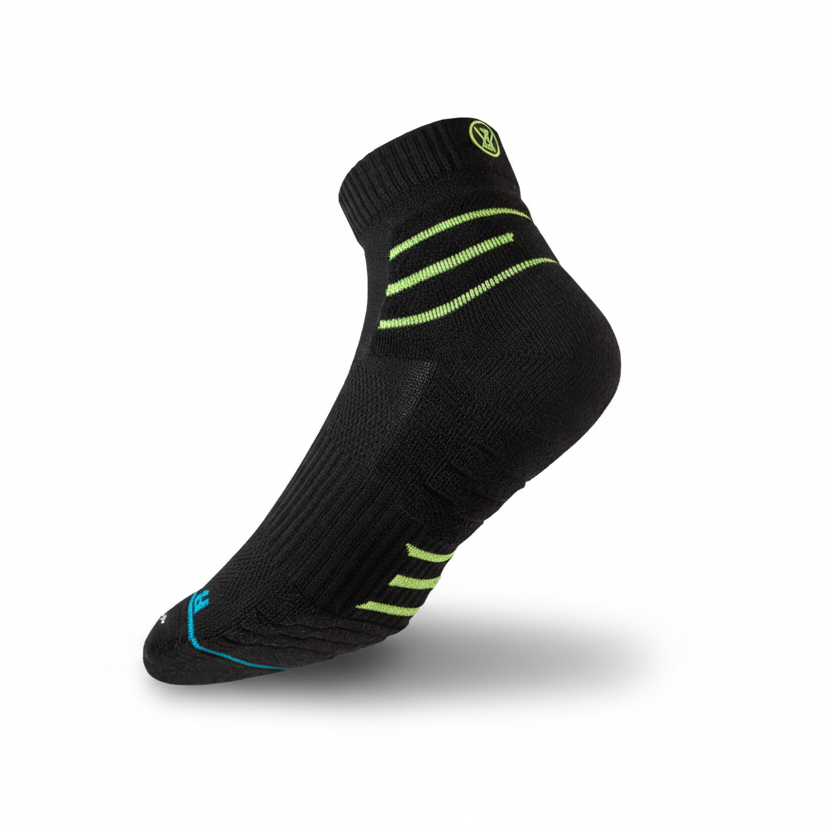 Men’s gym socks with anti slip grip for stable workouts