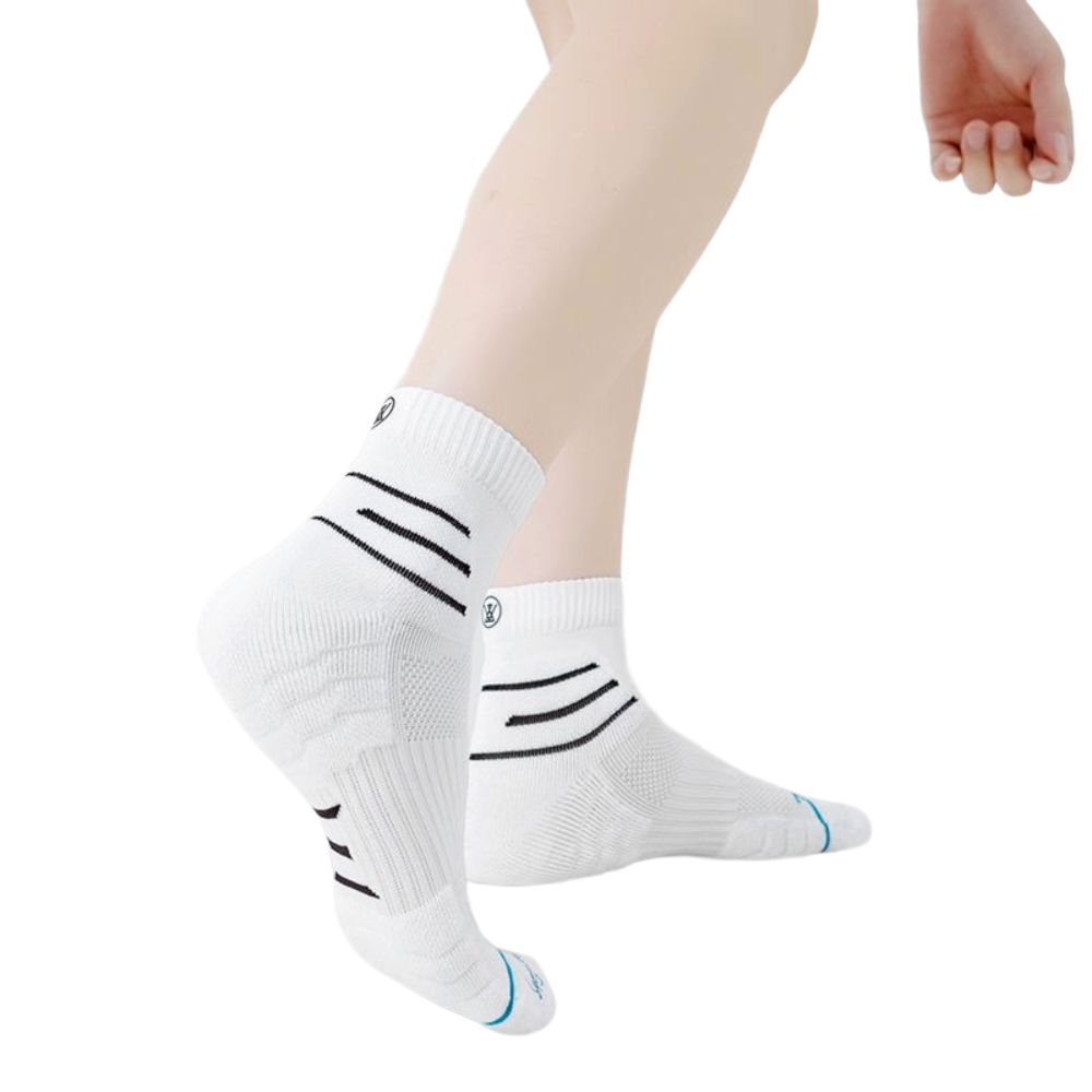 Breathable men’s workout socks with mesh ventilation zones