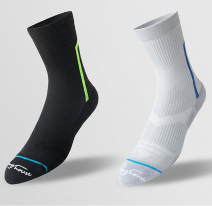 Lightweight breathable cycling socks for road cyclists in New Zealand